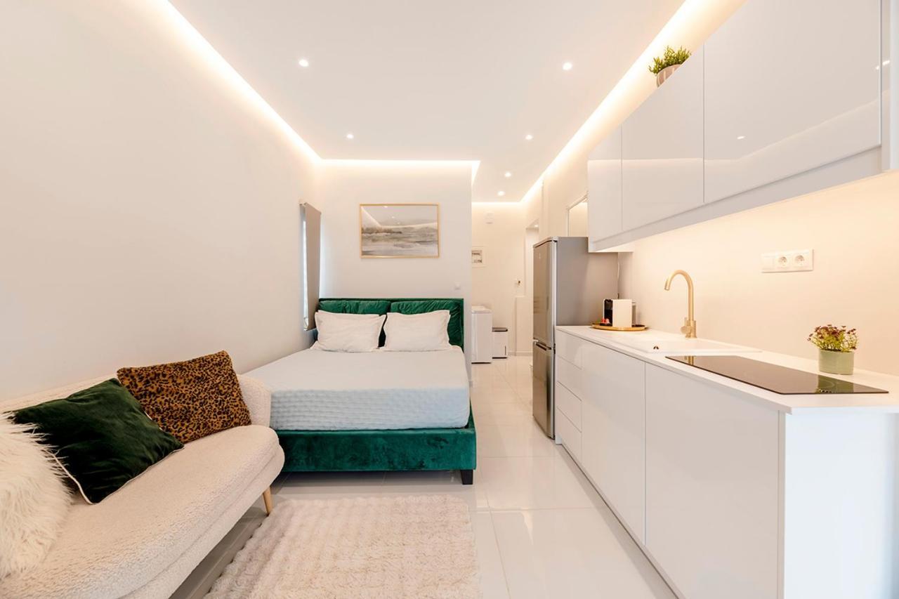 Boutique3436 Luxury Apartment Афины Экстерьер фото
